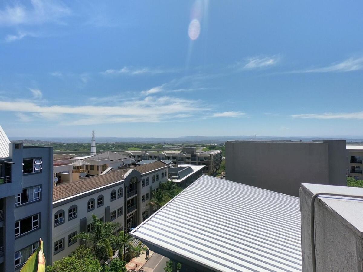 Stunning 2 Bed - Rooftop Braai Area - Sunset Views Дурбан Экстерьер фото