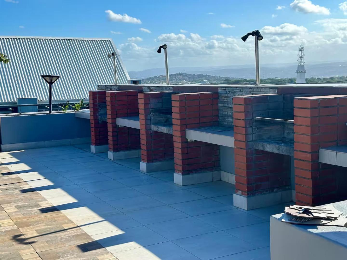 Stunning 2 Bed - Rooftop Braai Area - Sunset Views Дурбан Экстерьер фото
